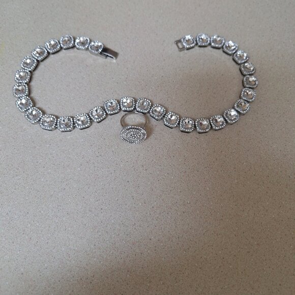 ONE CHAIN AND RING. - Picture 2 of 2